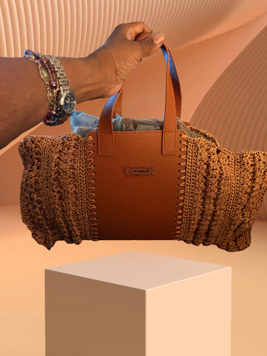 Limited Edition Purse | Sandalwood